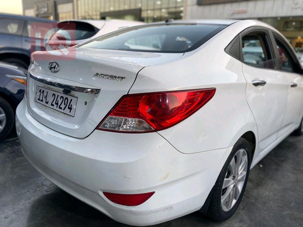 هیوندای ئەکسنت